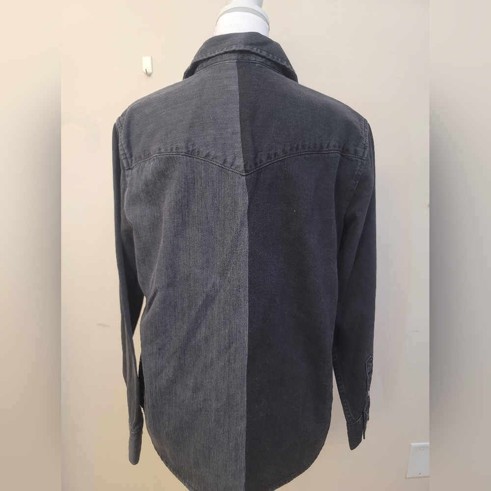 Levi's Black Button Down Shirt - image 3